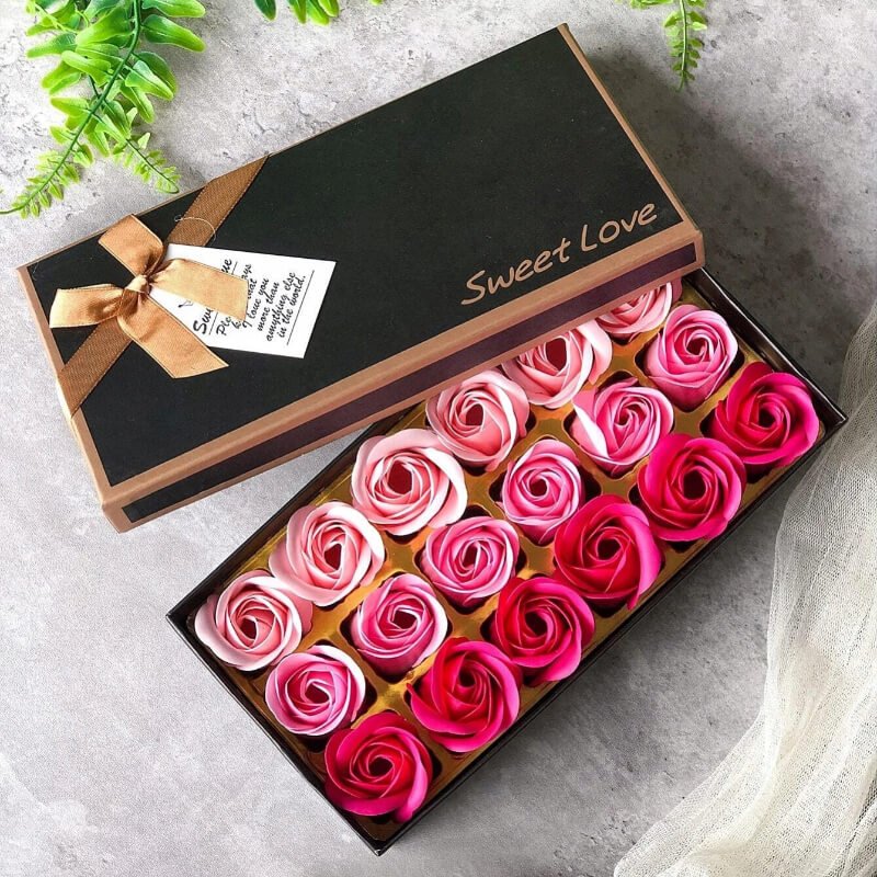 Fragrant soap roses in a luxury box 18 pcs. Užsisakykite Trendai.lt